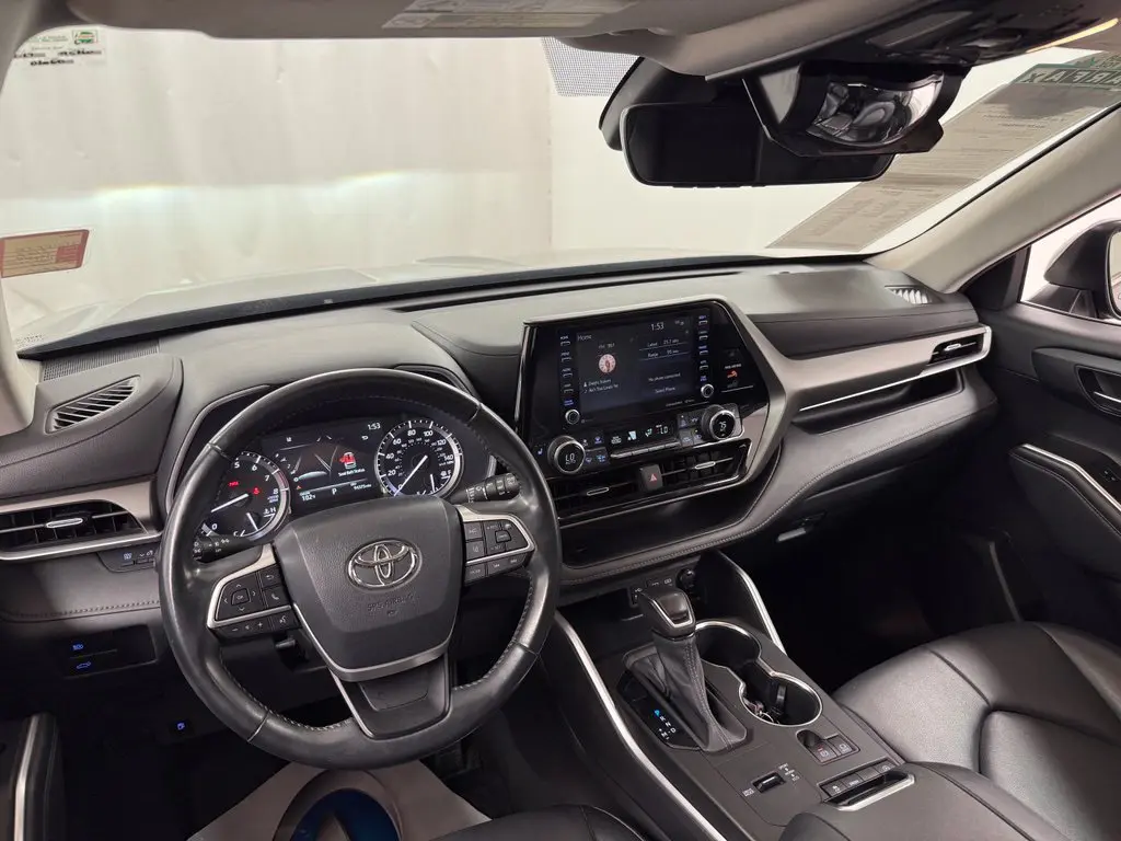 2022 Toyota Highlander - $29,975