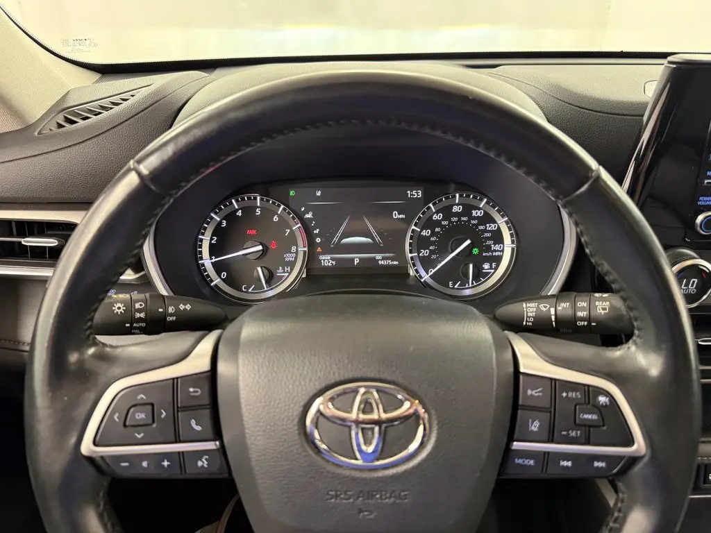2022 Toyota Highlander - $29,975