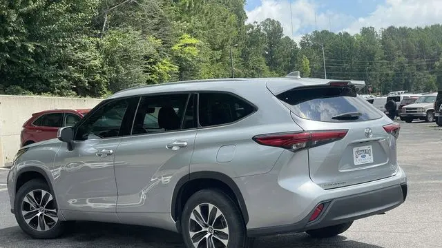 2020 Toyota Highlander XLE