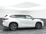 2022 Highlander Thumbnail 8