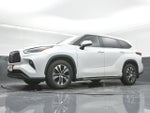 2022 Highlander Thumbnail 29