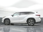 2022 Highlander Thumbnail 30