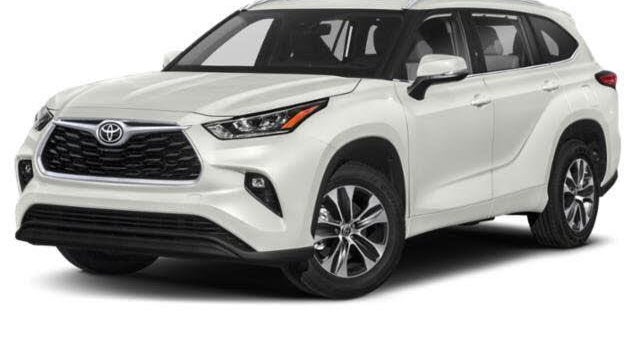 Preowned 2020 Toyota Highlander XLE for Sale