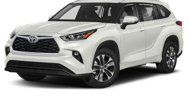 Preowned 2021 Toyota Highlander XLE for Sale