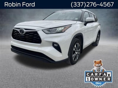 2020 Toyota Highlander XLE 4DR SUV