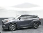 2022 Highlander Thumbnail 4