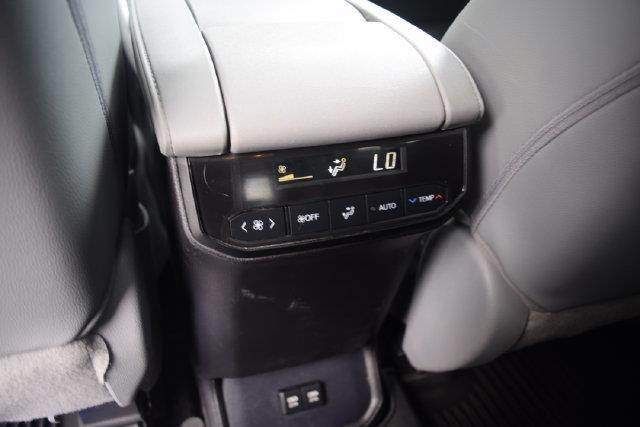 2021 Toyota Highlander - $22,000