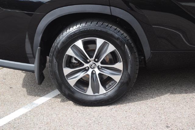 2021 Toyota Highlander - $22,000