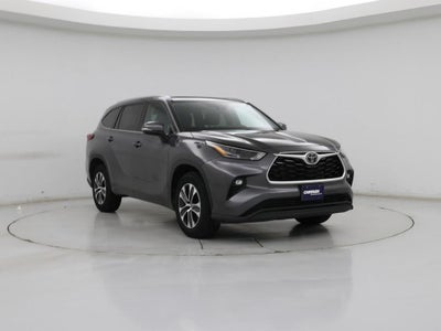 2022 Toyota Highlander XLE 4DR SUV