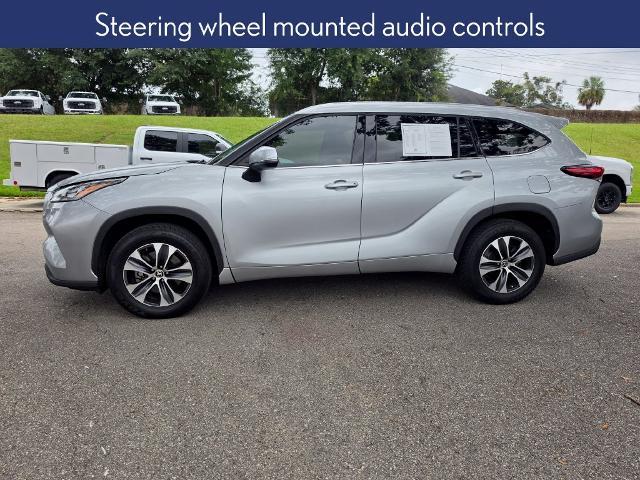 2020 Toyota Highlander - $21,995
