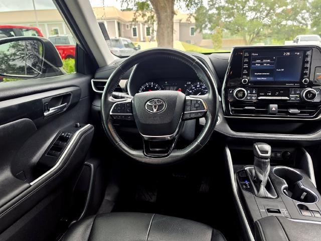 2020 Toyota Highlander - $21,995
