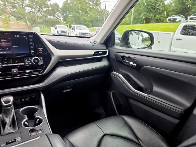 2020 Toyota Highlander - $21,995