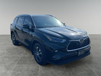 2022 Toyota Highlander XLE 4DR SUV