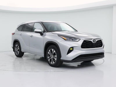 2021 Toyota Highlander XLE 4DR SUV