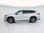 2021 Highlander Thumbnail 3