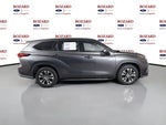 2022 Highlander Thumbnail 11