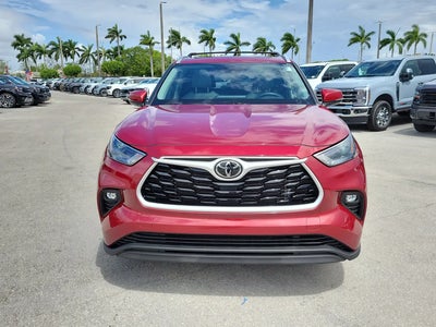 2022 Toyota Highlander XLE 4DR SUV