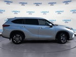 2021 Highlander Thumbnail 3