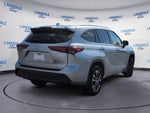 2021 Highlander Thumbnail 4