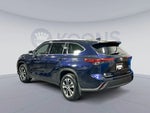 2022 Highlander Thumbnail 2