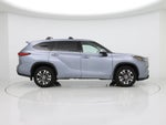 2022 Highlander Thumbnail 7