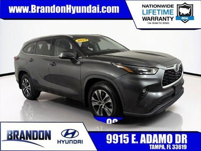 2022 Toyota Highlander AWD XLE 4DR SUV