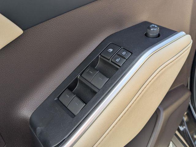 2021 Toyota Highlander - $30,992