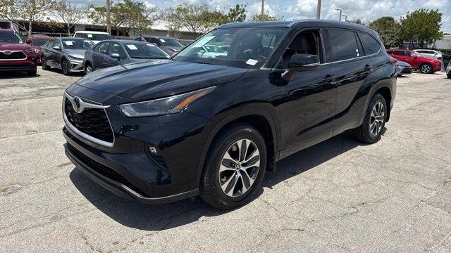 2021 Toyota Highlander XLE
