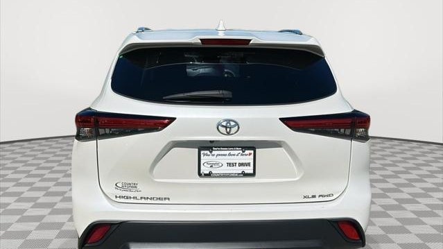2021 Toyota Highlander XLE