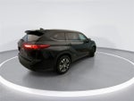 2022 Highlander Thumbnail 4