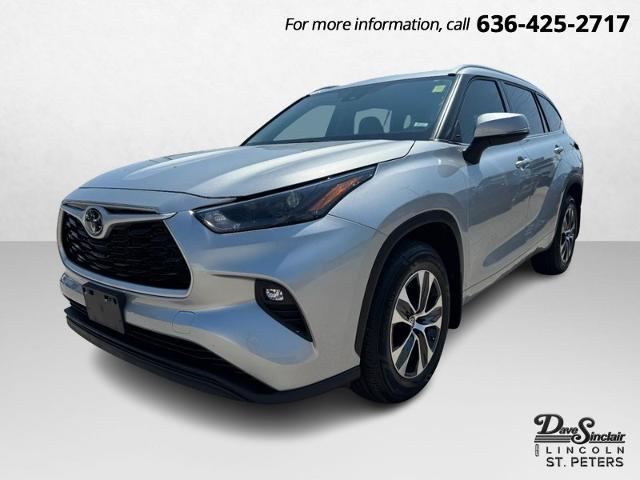 2022 Toyota Highlander - $38,995