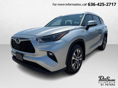 2022 Toyota Highlander AWD XLE 4DR SUV