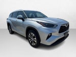 2022 Highlander Thumbnail 3