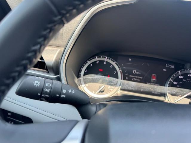 2022 Toyota Highlander - $38,995