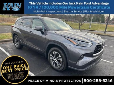 2022 Toyota Highlander AWD XLE 4DR SUV