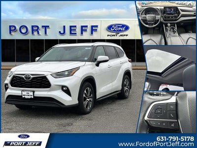 2021 Toyota Highlander AWD XLE 4DR SUV