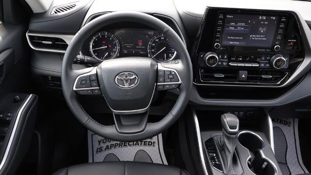 2022 Toyota Highlander XLE