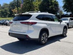2021 Highlander Thumbnail 5
