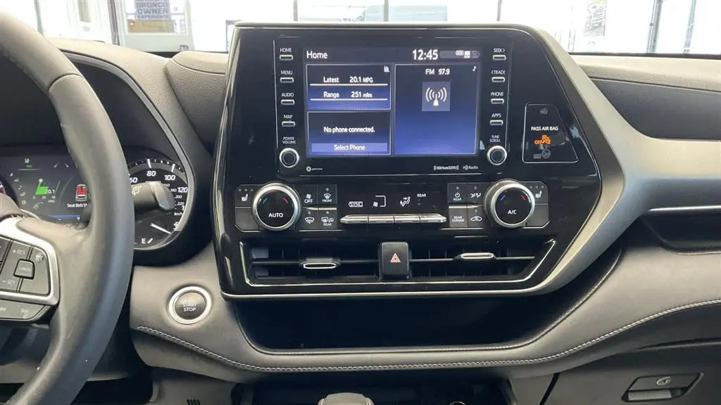 2021 Toyota Highlander XLE