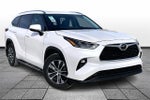 2021 Highlander Thumbnail 2