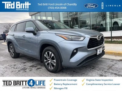 2022 Toyota Highlander AWD XLE 4DR SUV