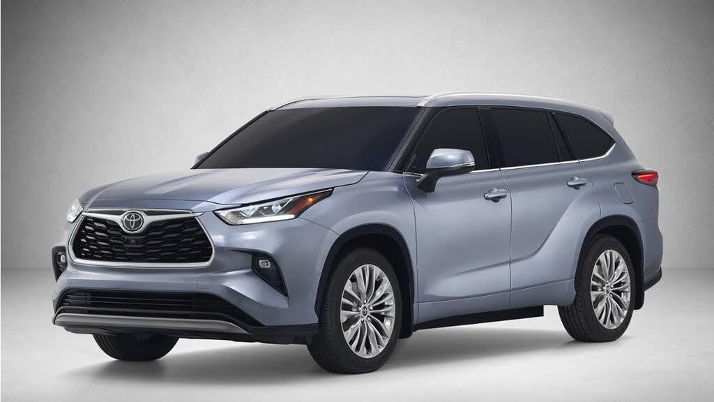 Preowned 2021 Toyota Highlander XLE for Sale