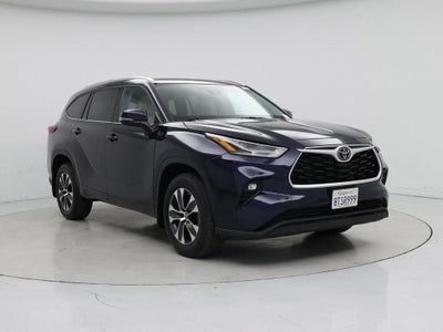 2021 Toyota Highlander AWD XLE 4DR SUV