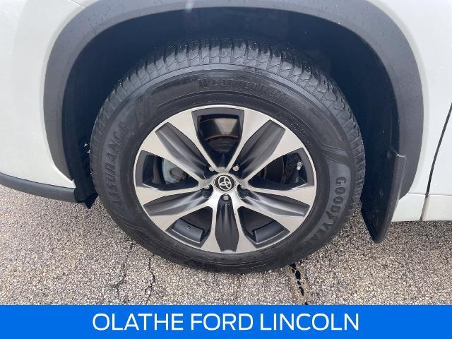 2022 Toyota Highlander - $24,500