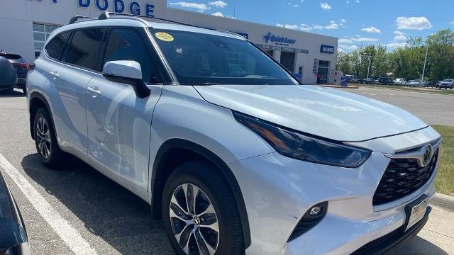 2022 Toyota Highlander XLE