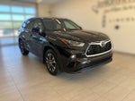 2022 Highlander Thumbnail 4