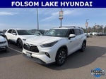 2021 Highlander Hybrid Thumbnail 3