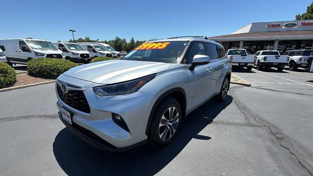 Preowned 2021 Toyota Highlander Hybrid XLE for Sale