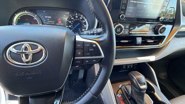 2021 Toyota Highlander Hybrid XLE