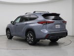 2021 Highlander Hybrid Thumbnail 2